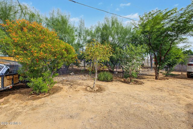695 S ELLSWORTH Road S, Mesa, AZ 85208