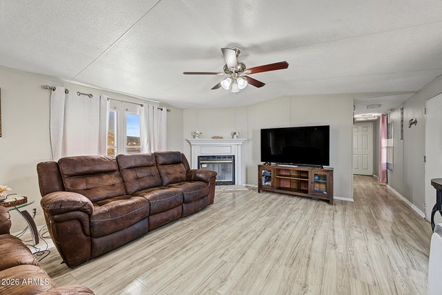 695 S ELLSWORTH Road S, Mesa, AZ 85208