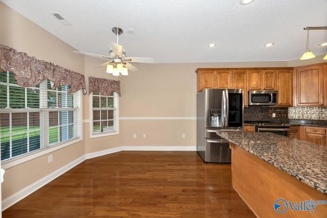5005 Patriot Park Drive SE, Owens Cross Roads, AL 35763