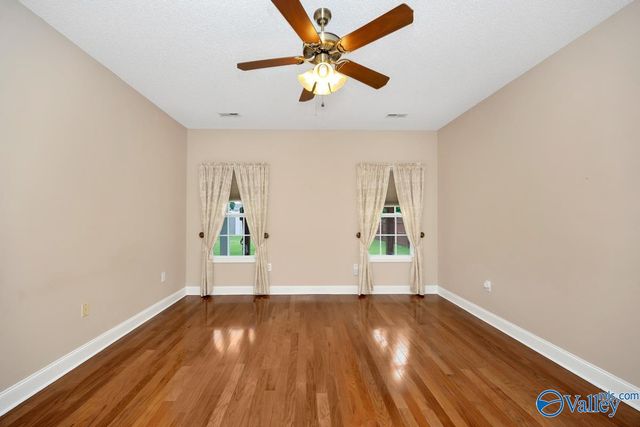 5005 Patriot Park Drive SE, Owens Cross Roads, AL 35763