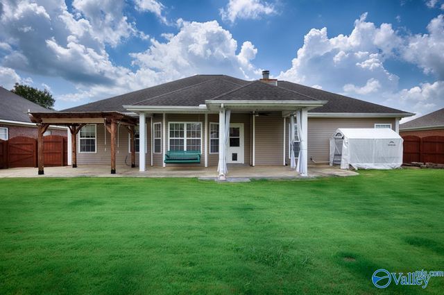 5005 Patriot Park Drive SE, Owens Cross Roads, AL 35763
