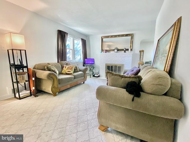 6412 ELLIOTT PL, Hyattsville, MD 20783