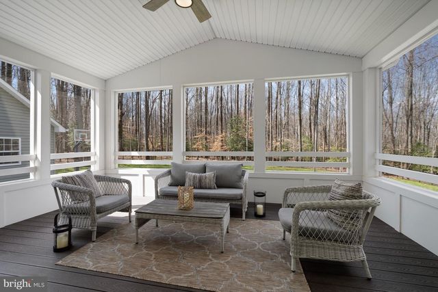 704 ROANE HOLLOW LN, Annapolis, MD 21401