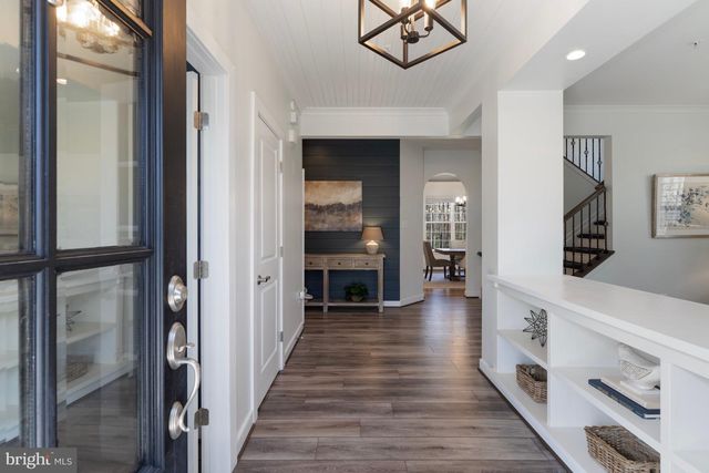 704 ROANE HOLLOW LN, Annapolis, MD 21401