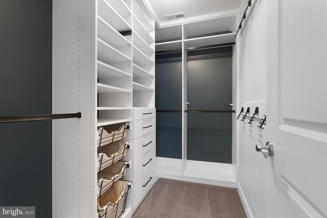 704 ROANE HOLLOW LN, Annapolis, MD 21401