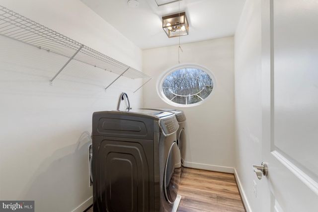 704 ROANE HOLLOW LN, Annapolis, MD 21401