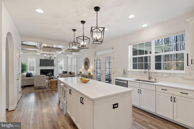 704 ROANE HOLLOW LN, Annapolis, MD 21401