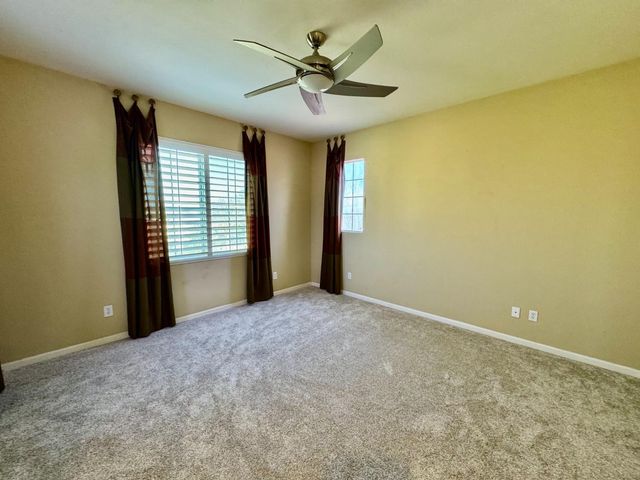 543 Machado St, Los Banos, CA 93635