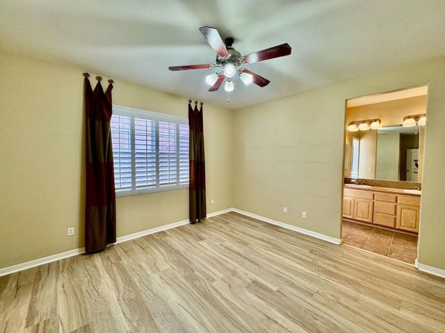 543 Machado St, Los Banos, CA 93635