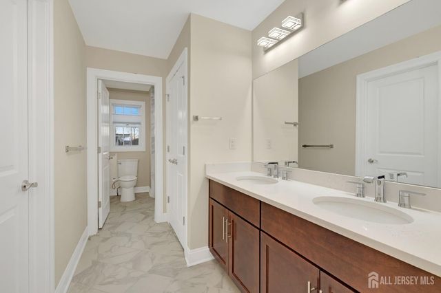 2 Maddie Court, Colonia, NJ 07067