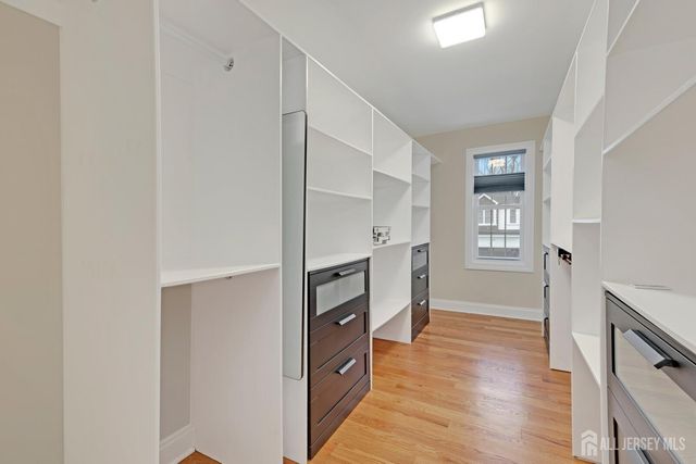 2 Maddie Court, Colonia, NJ 07067