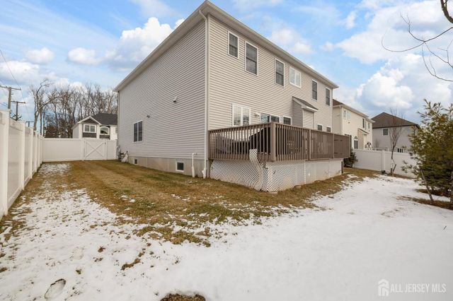 2 Maddie Court, Colonia, NJ 07067