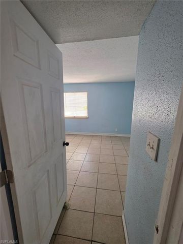 2835 Winkler AVE 215, Fort Myers, FL 33916