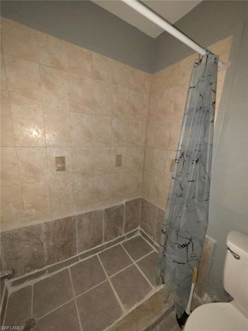 2835 Winkler AVE 215, Fort Myers, FL 33916