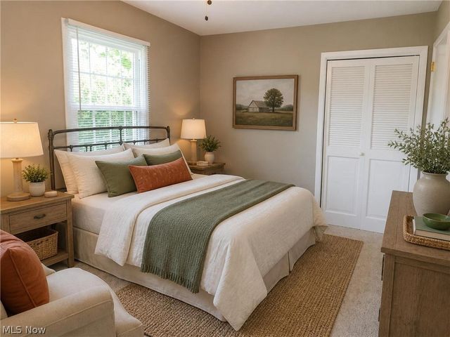 7386 Lake Road, Madison, OH 44057