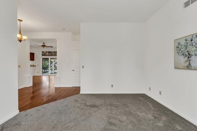 9431 Canyon Lake Ln, Orangevale, CA 95662