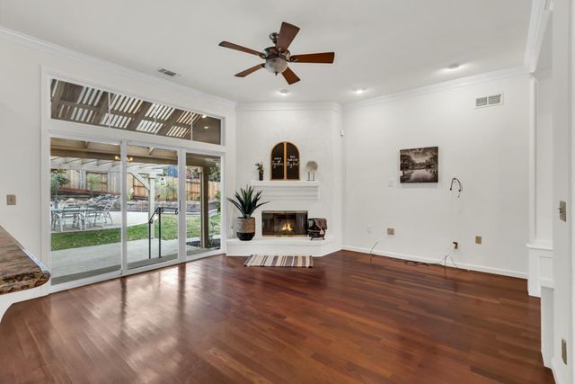 9431 Canyon Lake Ln, Orangevale, CA 95662