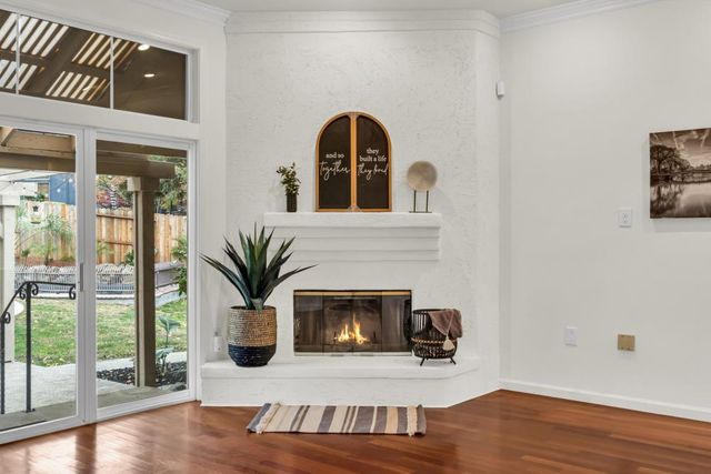 9431 Canyon Lake Ln, Orangevale, CA 95662