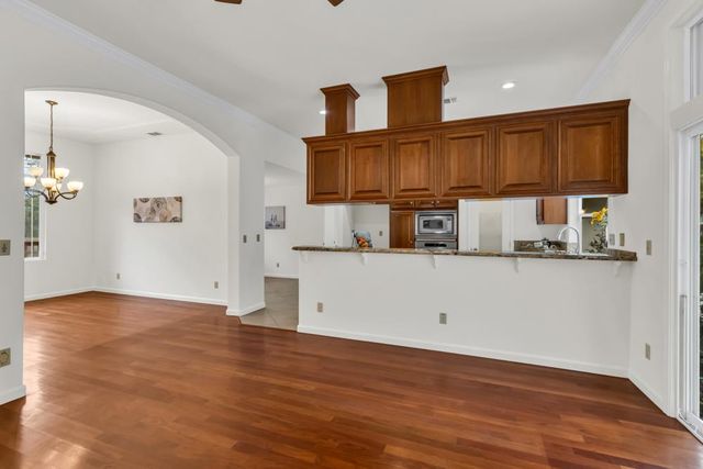 9431 Canyon Lake Ln, Orangevale, CA 95662