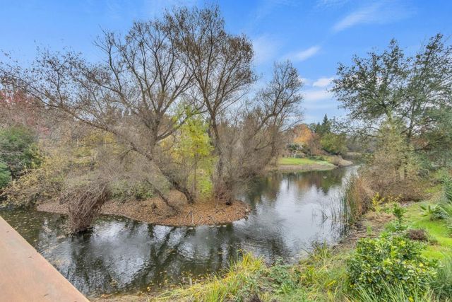 9431 Canyon Lake Ln, Orangevale, CA 95662
