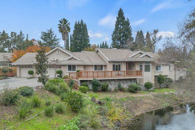 9431 Canyon Lake Ln, Orangevale, CA 95662