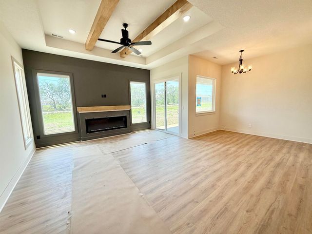 5412 N Toben Ct, Bel Aire, KS 67226