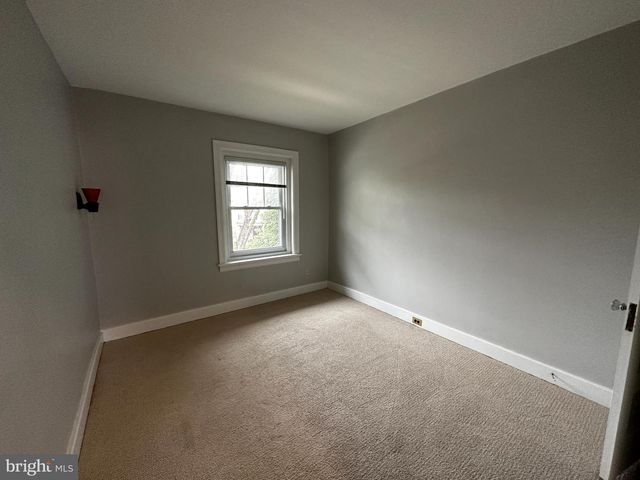 924 FRANKLIN ST, Wyomissing, PA 19610