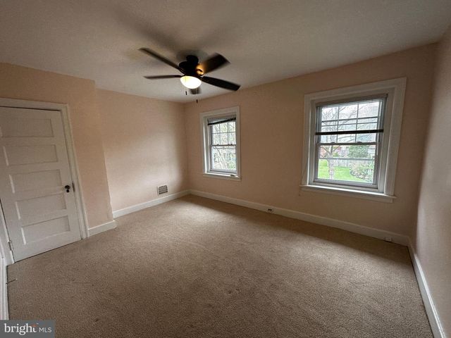 924 FRANKLIN ST, Wyomissing, PA 19610