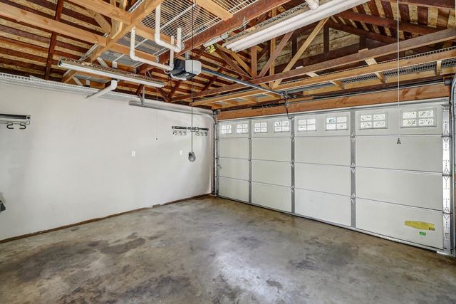 1916 45th St, Sacramento, CA 95819
