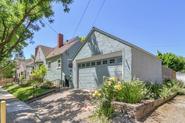 1916 45th St, Sacramento, CA 95819