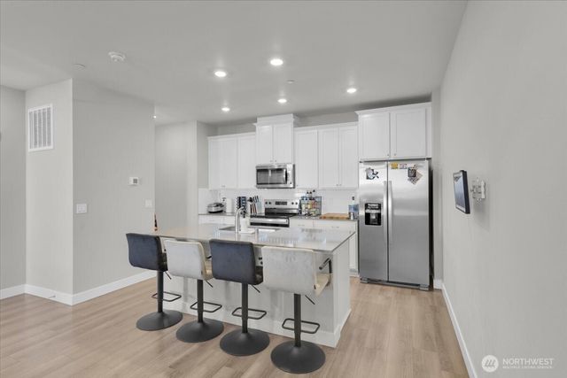 8576 35th Place NE, Marysville, WA 98270