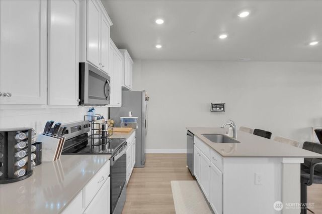 8576 35th Place NE, Marysville, WA 98270