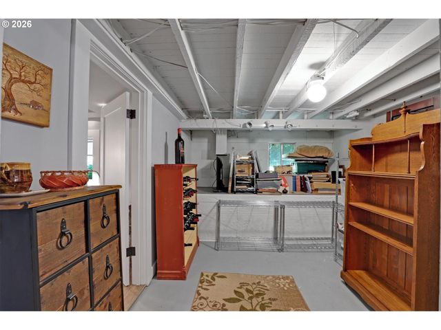 1654 N WILLAMETTE Blvd, Portland, OR 97217