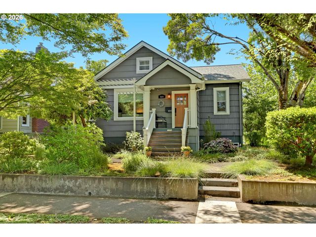 1654 N WILLAMETTE Blvd, Portland, OR 97217
