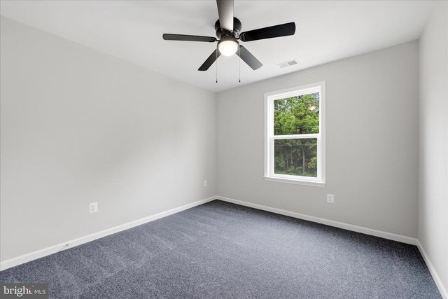 151 LAUCK DR, Winchester, VA 22603