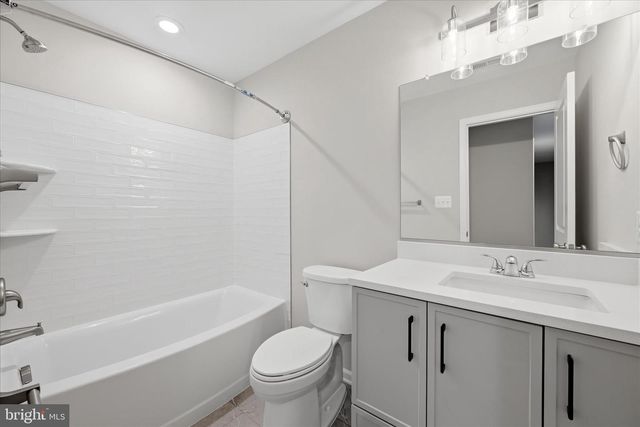 151 LAUCK DR, Winchester, VA 22603