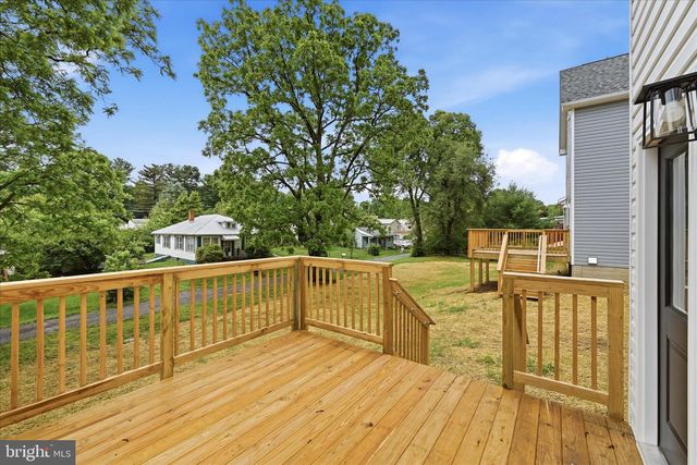 151 LAUCK DR, Winchester, VA 22603