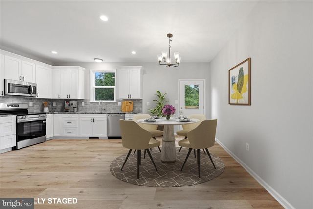 151 LAUCK DR, Winchester, VA 22603