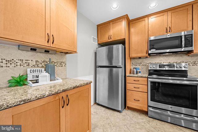 6021 LIBERTY BELL CT, Burke, VA 22015