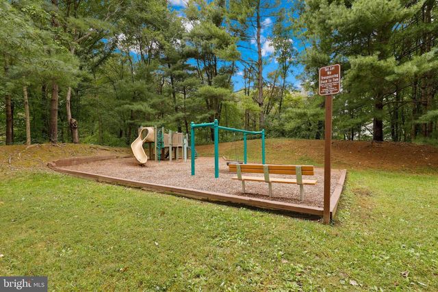 6021 LIBERTY BELL CT, Burke, VA 22015