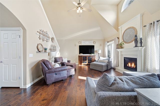 7177 N 196th East Avenue, Owasso, OK 74055