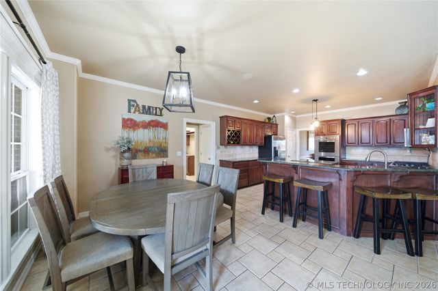 7177 N 196th East Avenue, Owasso, OK 74055