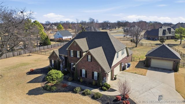 7177 N 196th East Avenue, Owasso, OK 74055