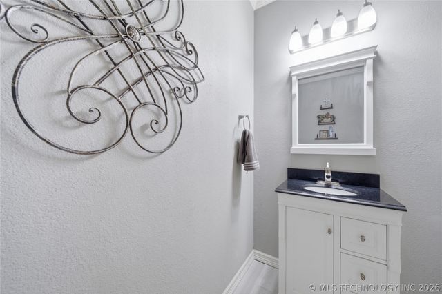 7177 N 196th East Avenue, Owasso, OK 74055