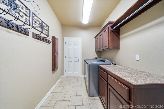 7177 N 196th East Avenue, Owasso, OK 74055