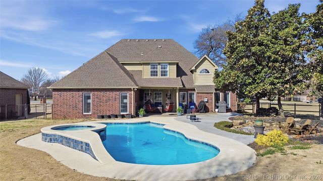 7177 N 196th East Avenue, Owasso, OK 74055
