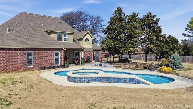7177 N 196th East Avenue, Owasso, OK 74055