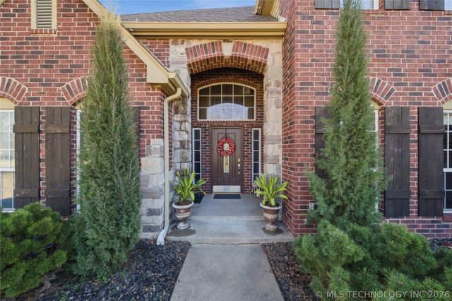 7177 N 196th East Avenue, Owasso, OK 74055