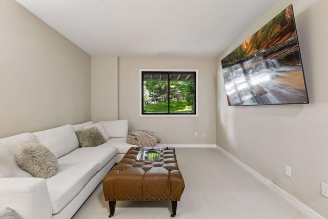 5448 Pompano Drive, Minnetonka, MN 55343
