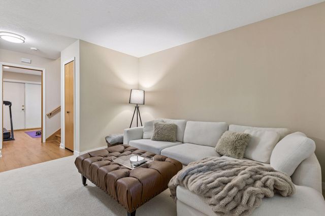5448 Pompano Drive, Minnetonka, MN 55343